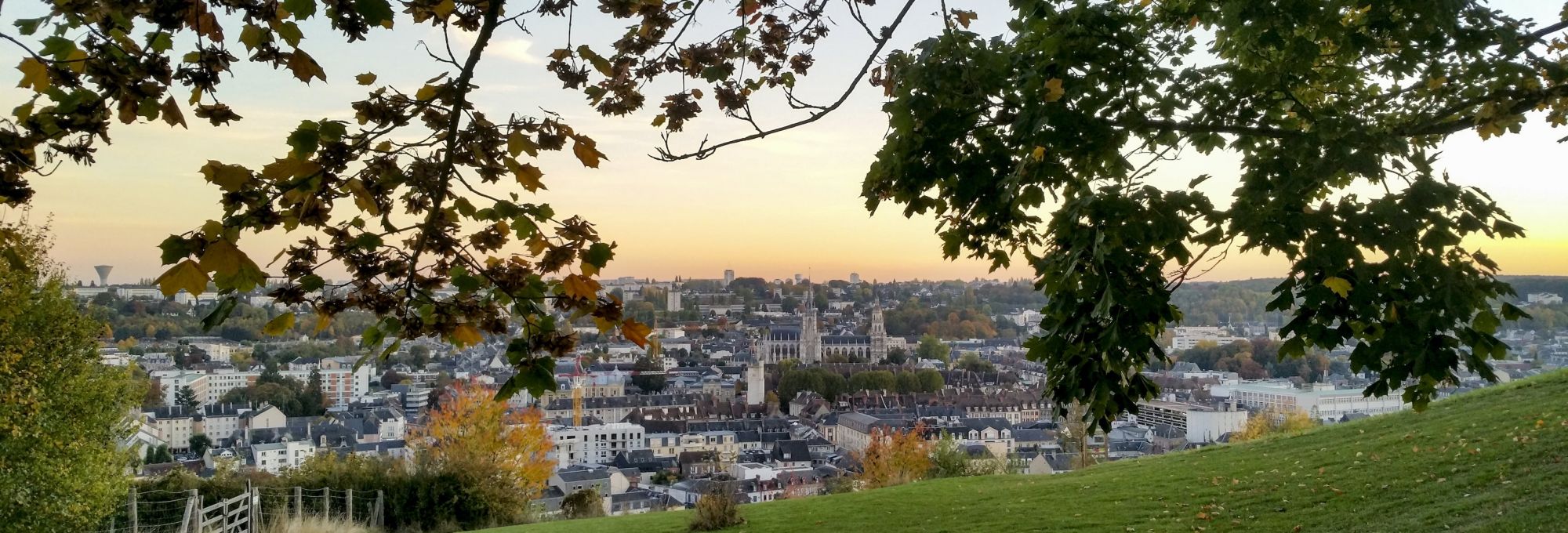 Panorama d'automne d'Évreux, Eure (27) — Normandie